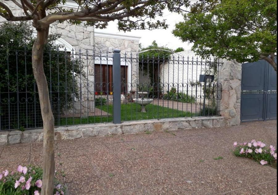Oasis Cochera Opcional Bahía Blanca エクステリア 写真